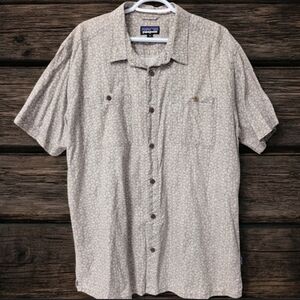 Patagonia Back Step Short Sleeve Button Up Shirt, Batik Hex Micro Pattern